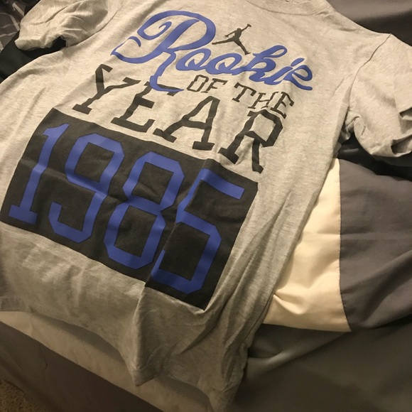 Boys Jordan XL T-shirts - Picture 5 of 7